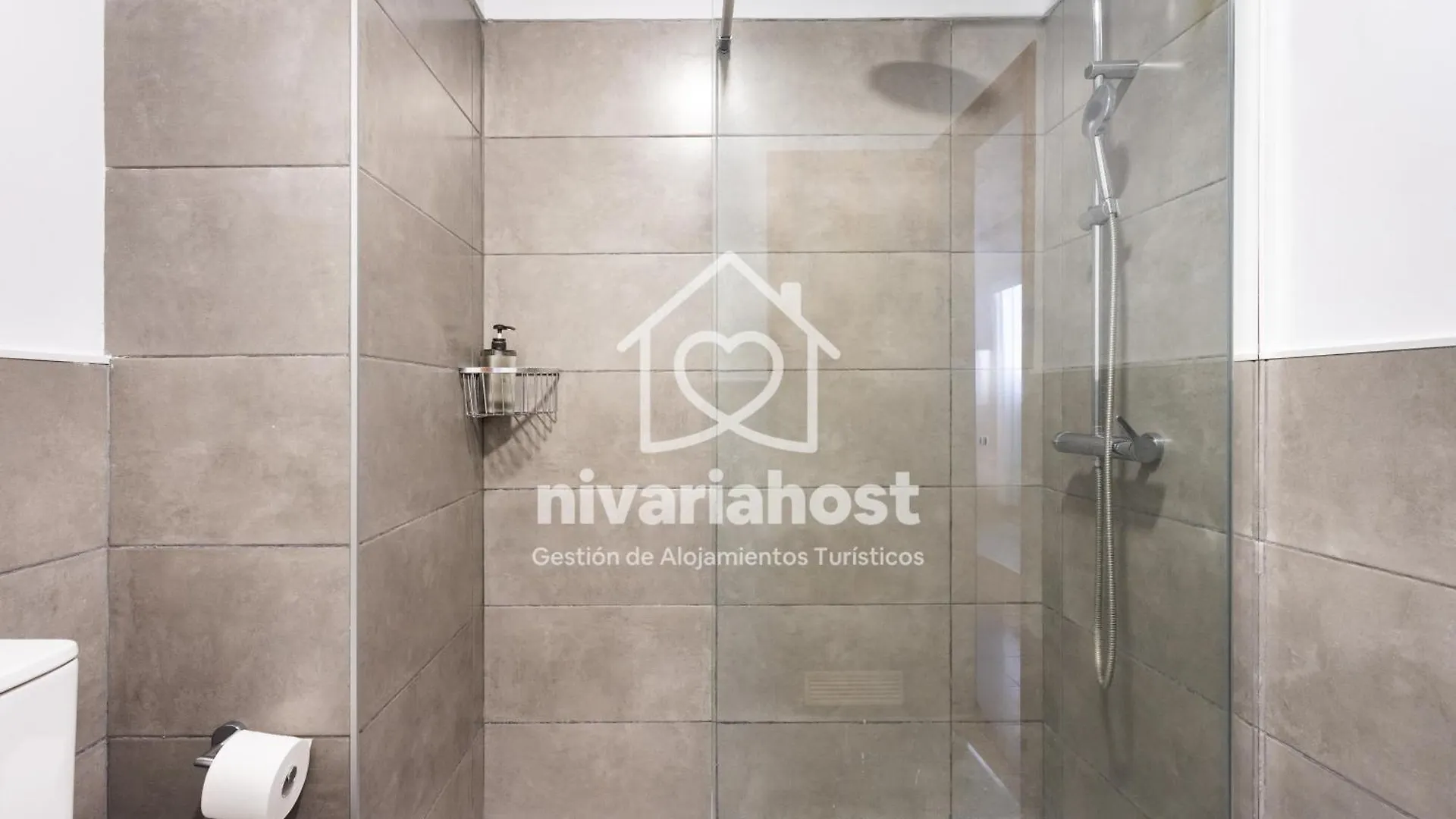 Apartment Sunrise Radazul, By Nivariahost Spain