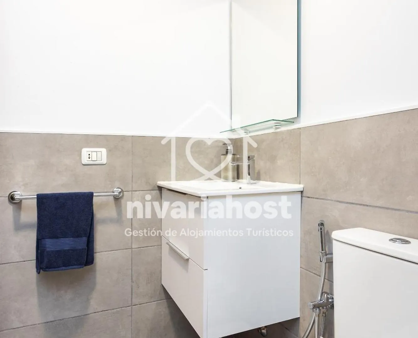 Apartment Sunrise Radazul, By Nivariahost